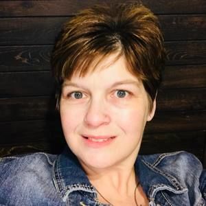 Meet your Posher, Janet